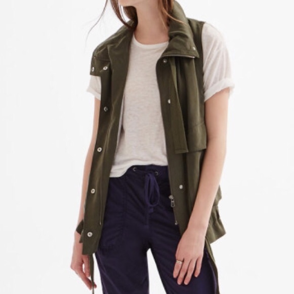 Lou & Grey Zipper Utility Vest - Olive Green